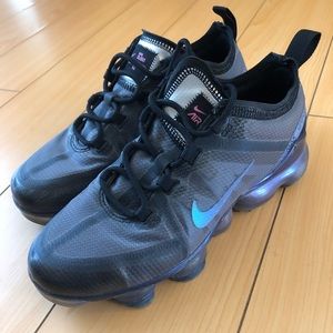 Boys Nike Air VaporMax size 4.5